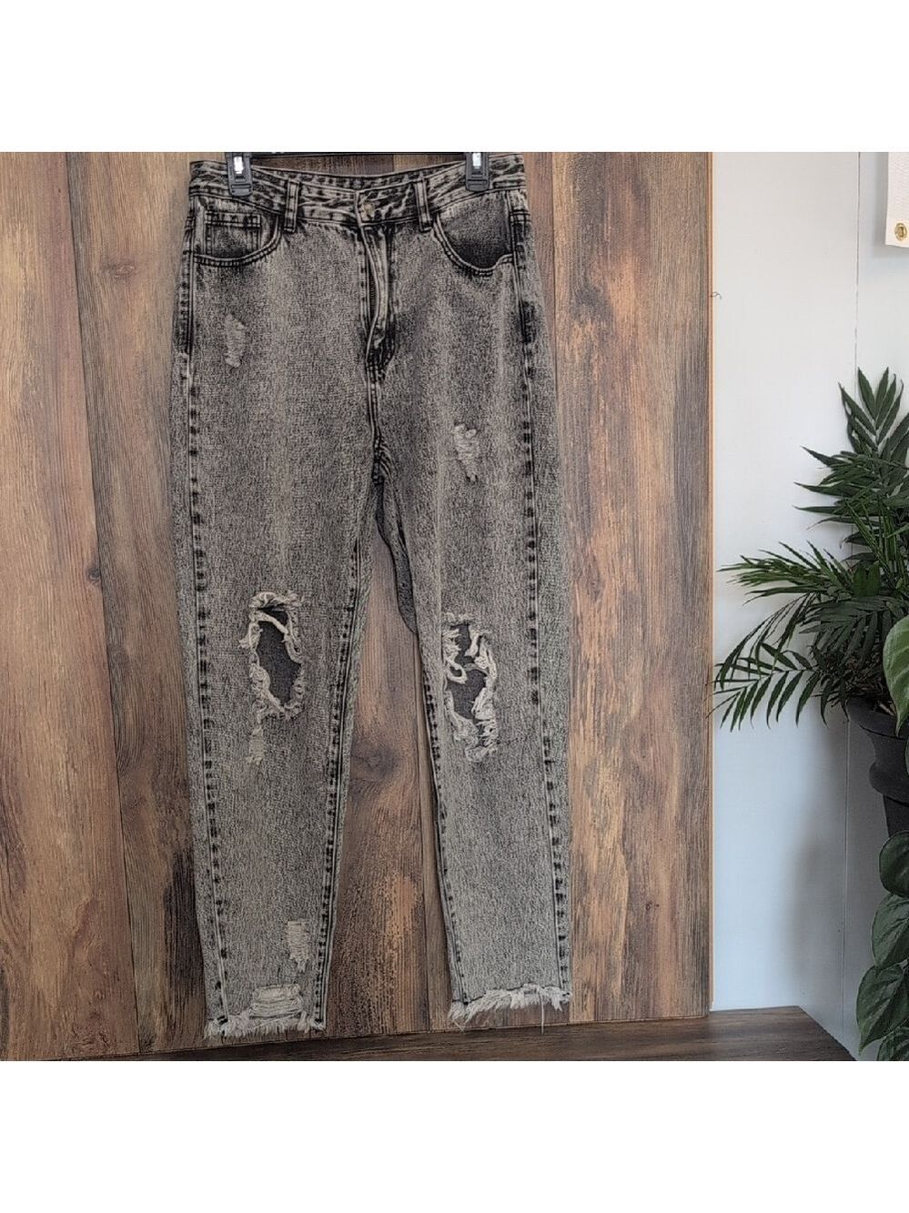 SHEIN Gray/Black Distressed Relaxed Women's Jeans L (8-10) 708H